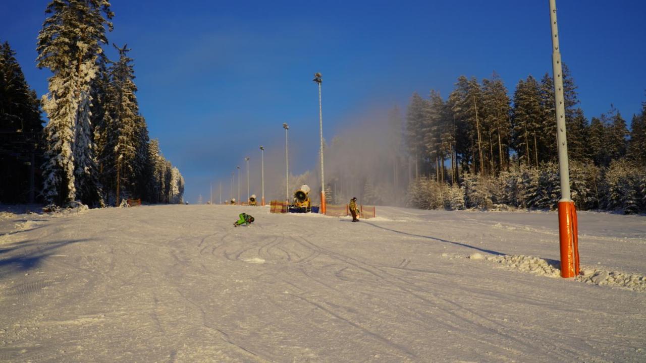 Hauslipno Bungalov Na Lipne ลิปโนนัดเวิลตาวู ภายนอก รูปภาพ