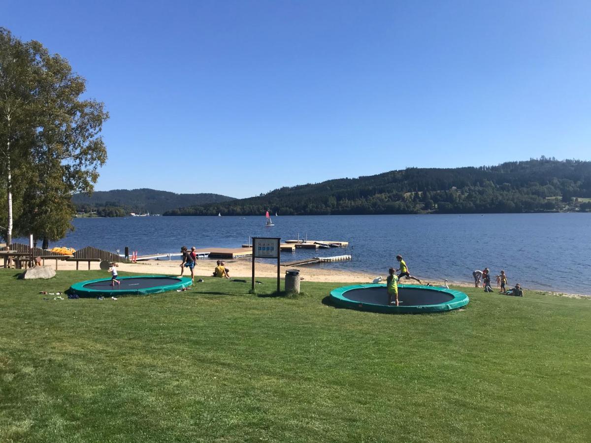 Hauslipno Bungalov Na Lipne ลิปโนนัดเวิลตาวู ภายนอก รูปภาพ