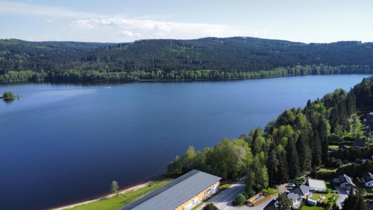 Hauslipno Bungalov Na Lipne ลิปโนนัดเวิลตาวู ภายนอก รูปภาพ